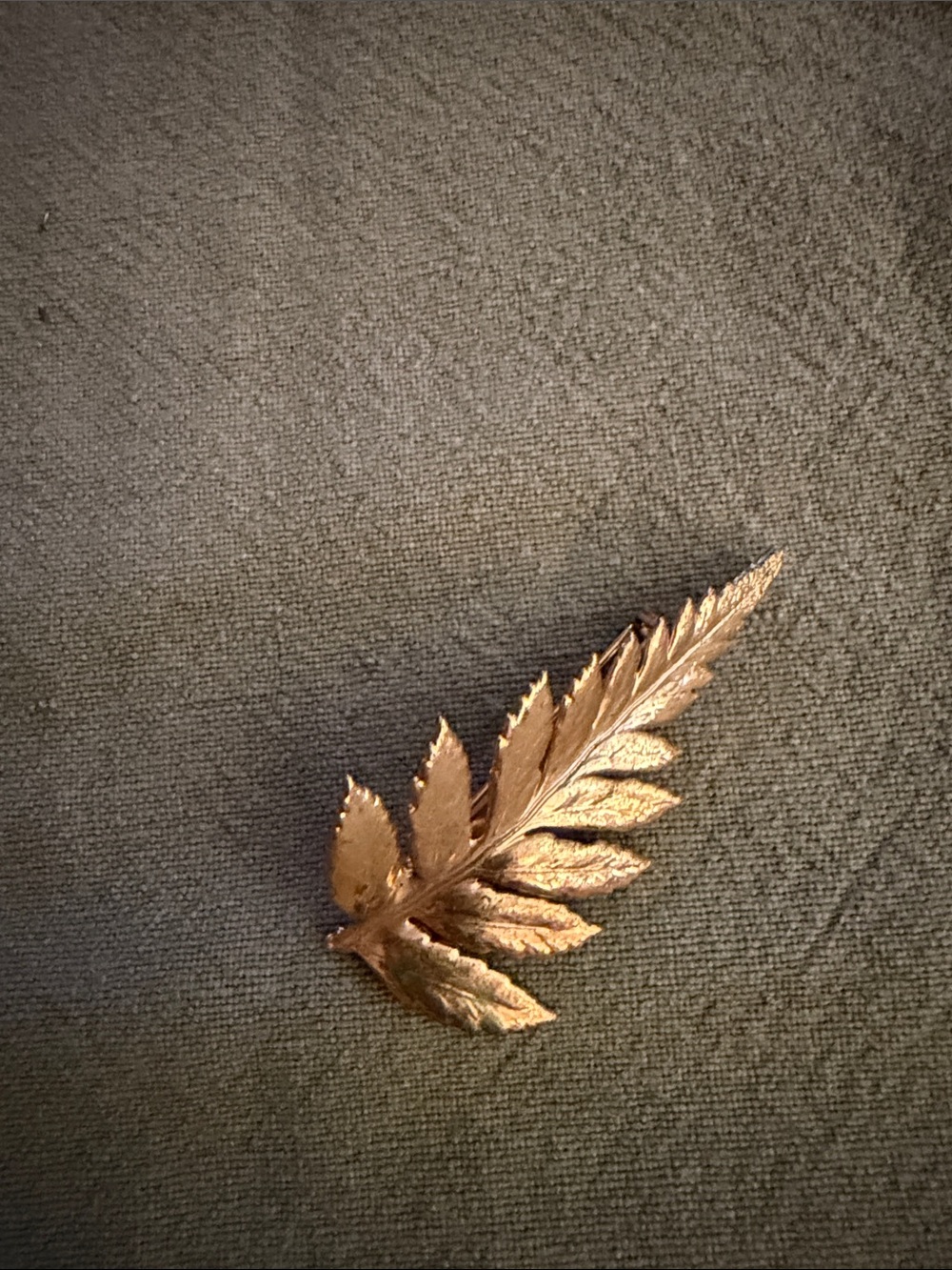 Gold Leaf Lapel Pin - Elegant Fern Accent